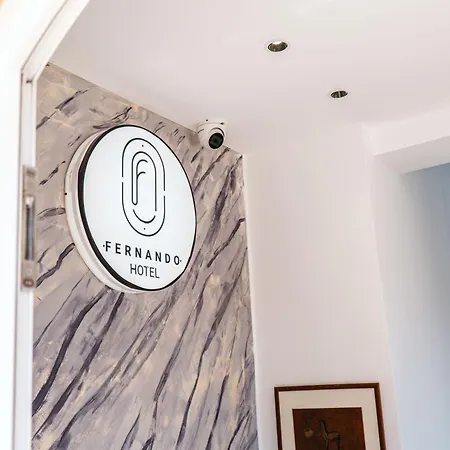 Fernando فندق ساراندا
